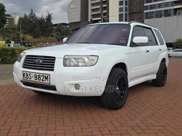 Subaru Forester 2005 White