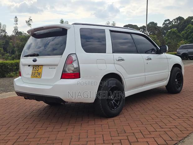 Subaru Forester 2005 White