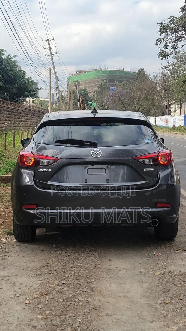 Mazda Axela 2019