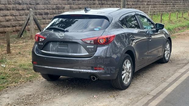 Mazda Axela 2019