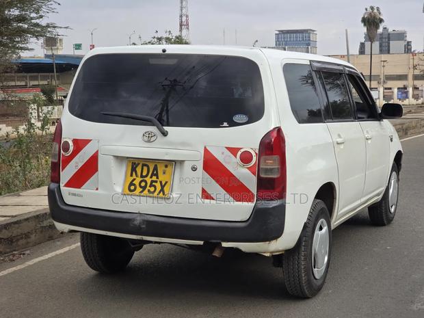 Toyota Probox 1.5 DX 2WD 2013 White
