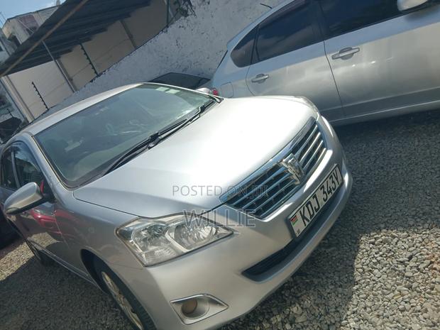 Toyota Premio 2015 Silver