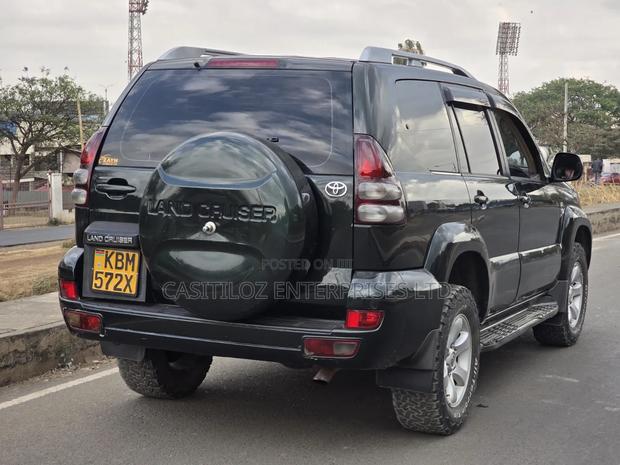 Toyota Land Cruiser Prado 3.0 D-4D 5dr 2005 Green