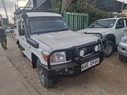 Toyota Land Cruiser 2005 White for sale
