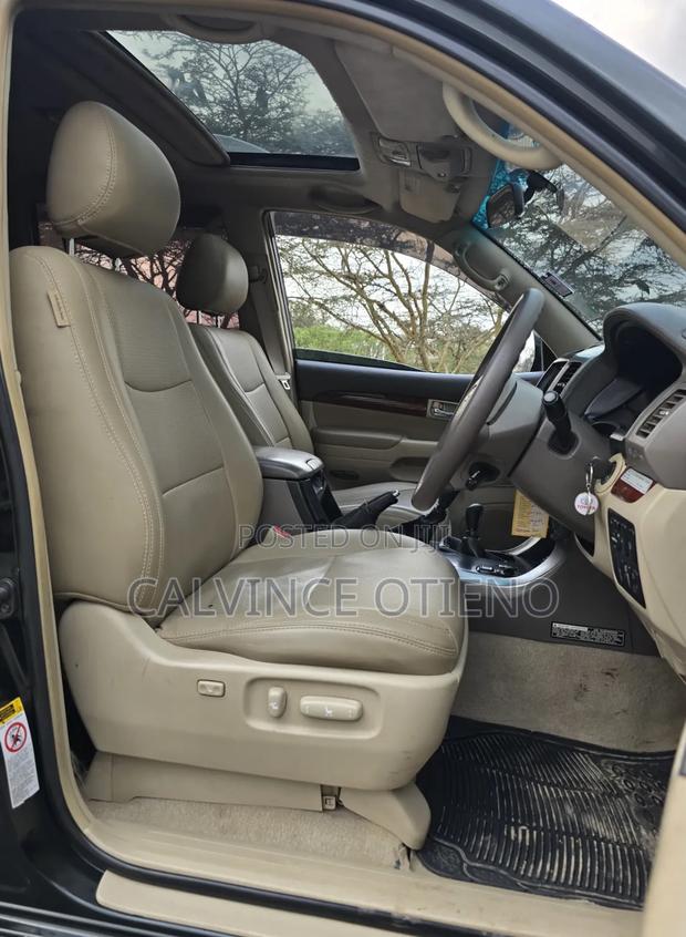 Toyota Land Cruiser Prado 2005 Green