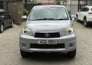 Toyota Rush 2011 Silver for sale