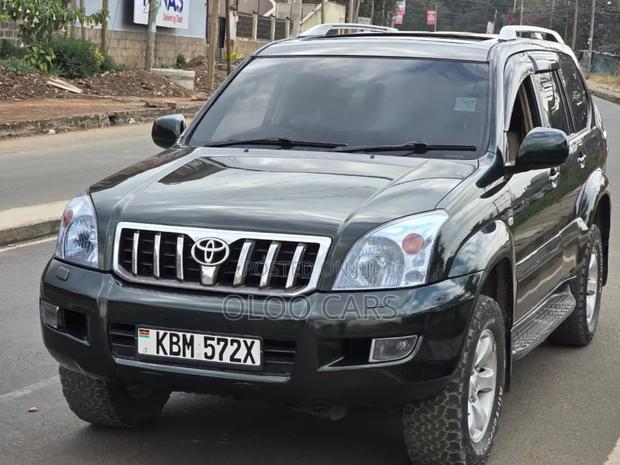 Toyota Land Cruiser Prado 2005 Green
