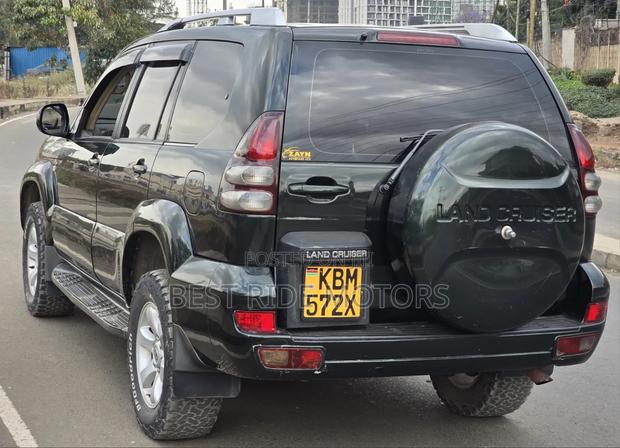 Toyota Land Cruiser Prado 3.0 D-4D 5dr 2005 Black