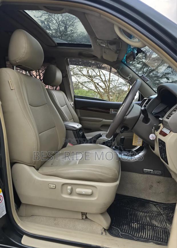 Toyota Land Cruiser Prado 3.0 D-4D 5dr 2005 Black