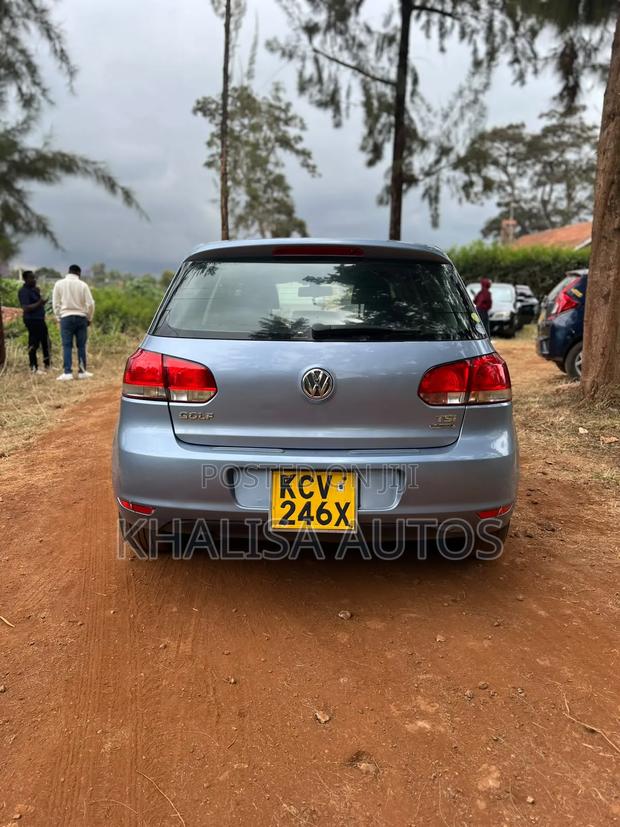 Volkswagen Golf 2012 Blue
