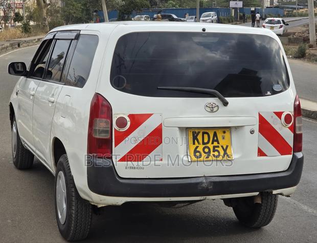 Toyota Probox 2014 White