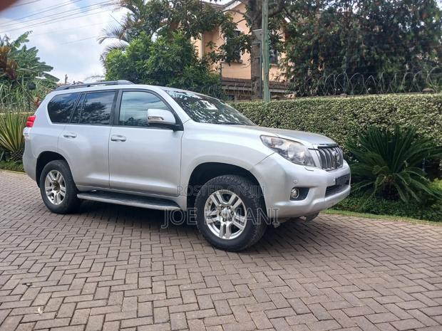 Toyota Land Cruiser Prado 2009 Silver