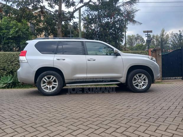 Toyota Land Cruiser Prado 2009 Silver