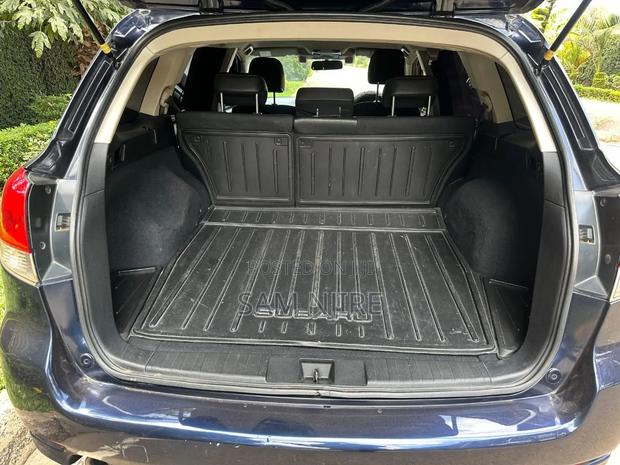 Subaru Legacy 2.5i Premium 2013 Black