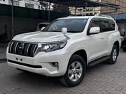 Toyota Land Cruiser Prado 2.8 2022 Off white for sale