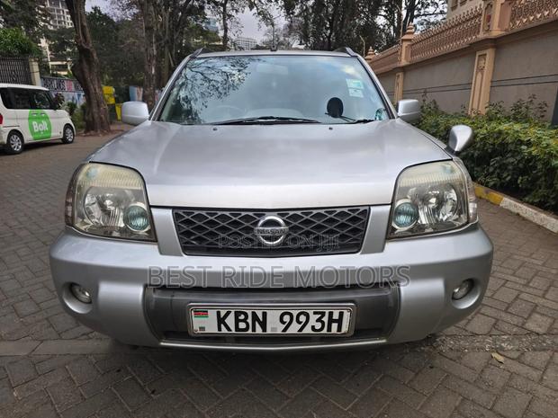 Nissan X-Trail 2.0 2004 Silver