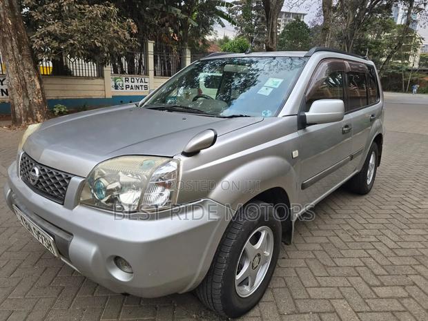Nissan X-Trail 2.0 2004 Silver