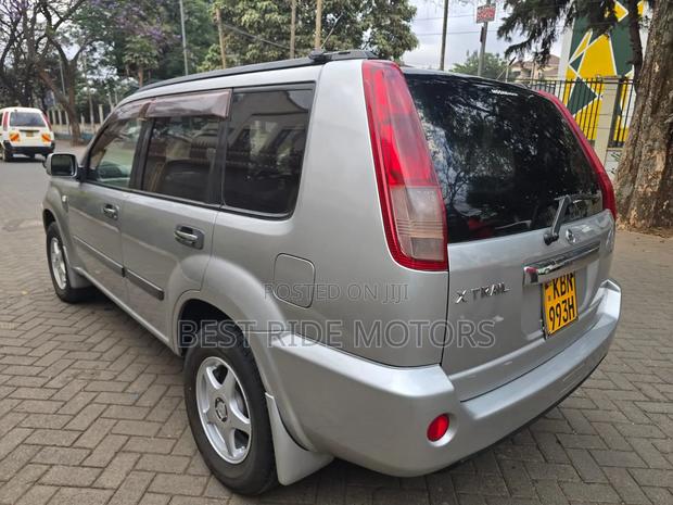 Nissan X-Trail 2.0 2004 Silver