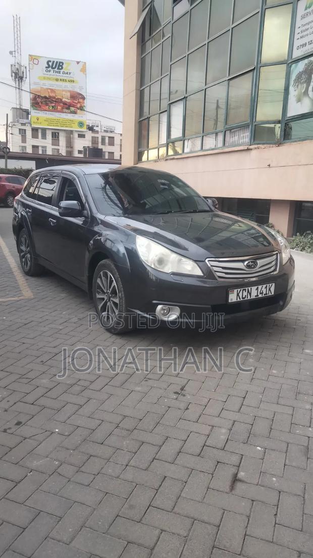 Subaru Outback 2.5i 2010 Gray