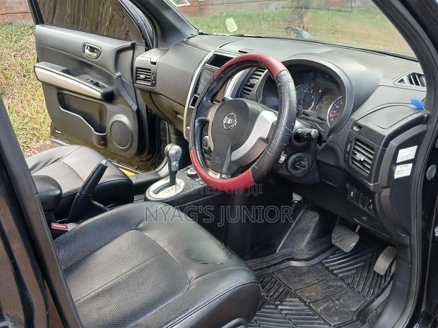 Nissan X-Trail 2.0 Petrol XE 2012 Black