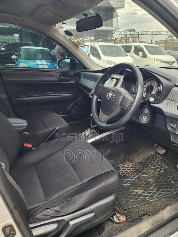 Toyota Corolla Fielder 1.5 Petrol FWD 2013 Silver