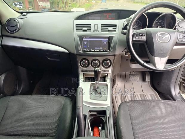 Mazda Axela 2011 Gray