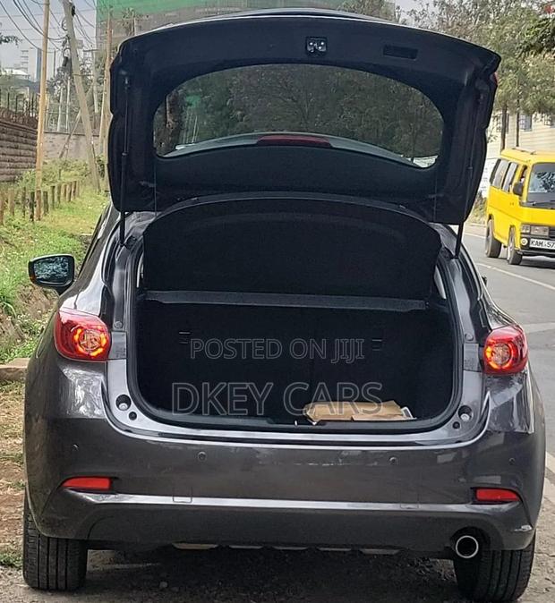 Mazda Axela 2019 Gray