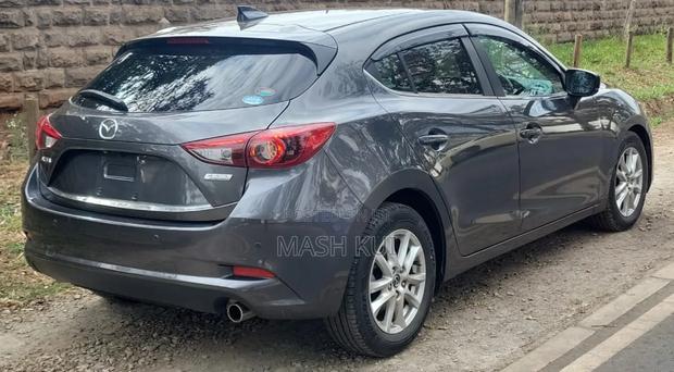 Mazda Axela 2019 Gray