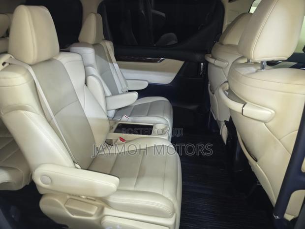 Toyota Vellfire 2019 Pearl