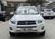 Toyota RAV4 2014 White for sale