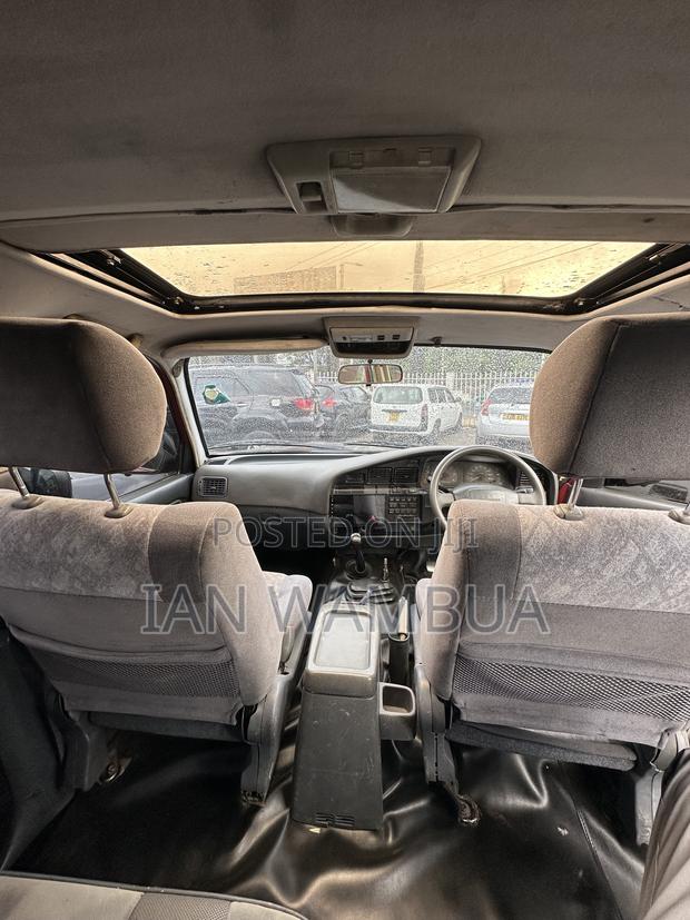 Toyota Land Cruiser 1992 Red