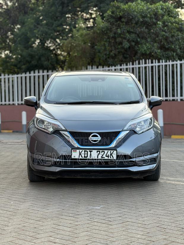 Nissan Note 2018 Gray