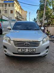 Toyota Vanguard 2010 Silver for sale