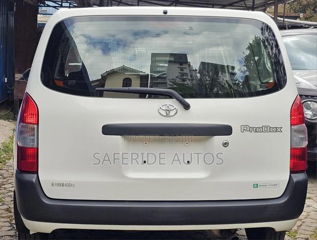 Toyota Probox 1.5 DX Comfort 2WD 2021 White