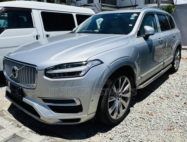 Volvo XC90 2020 Silver