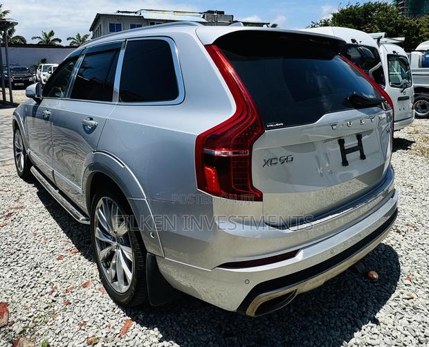 Volvo XC90 2020 Silver