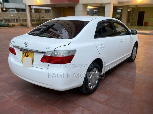 Toyota Premio 1.8 FWD 2010 White