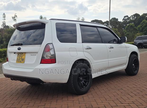 Subaru Forester 2005 White