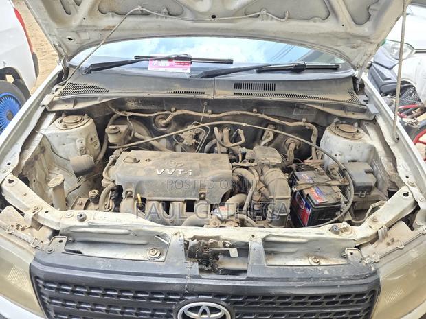 Toyota Probox 2003 White