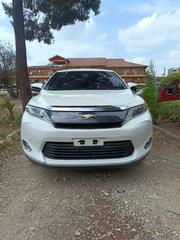 Toyota Harrier 2.0 2016 White for sale