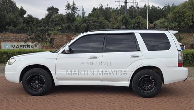 Subaru Forester 2005 White