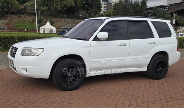 Subaru Forester 2005 White