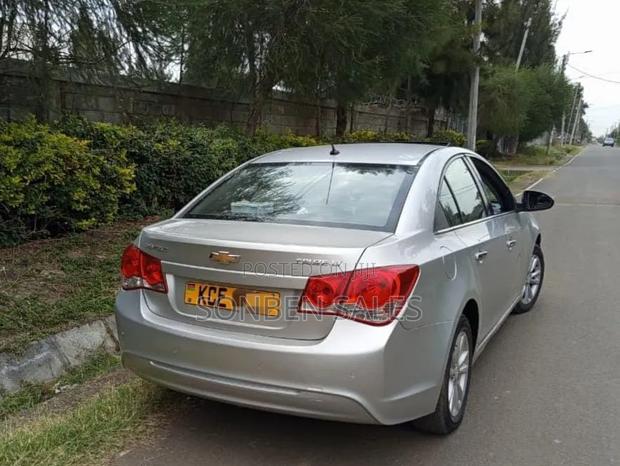 Chevrolet Cruze LS 4dr Sedan (1.8L 4cyl 6M) 2015 Silver