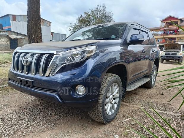Toyota Land Cruiser Prado 2013 Blue