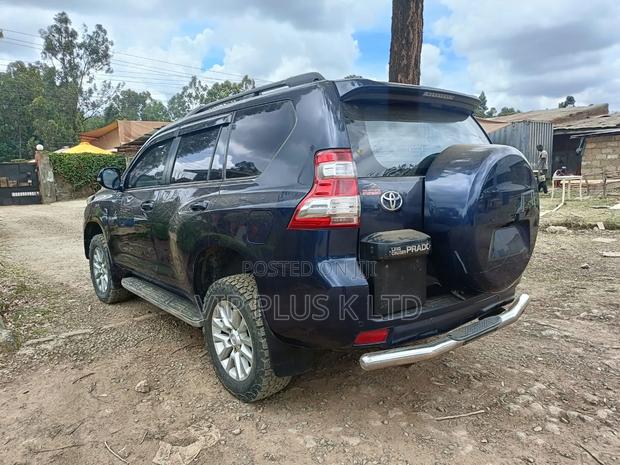 Toyota Land Cruiser Prado 2013 Blue