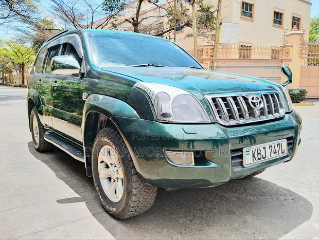 Toyota Land Cruiser Prado 2004 Green
