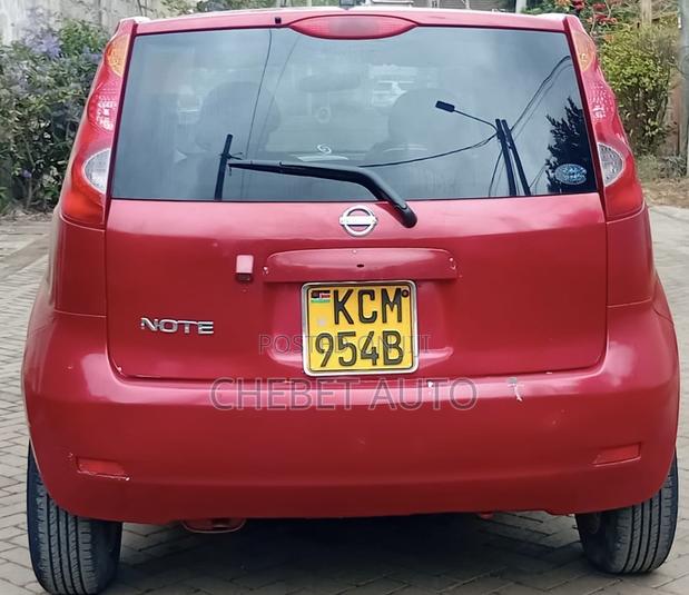 Nissan Note 2010 Red