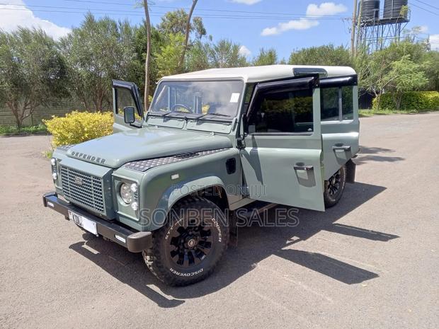 Land Rover Defender 110 2.5 TD5 2007 Green