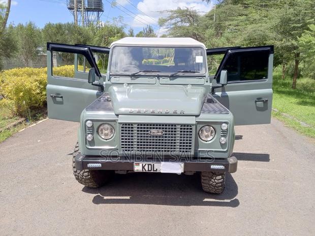 Land Rover Defender 110 2.5 TD5 2007 Green
