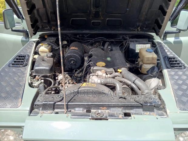 Land Rover Defender 110 2.5 TD5 2007 Green